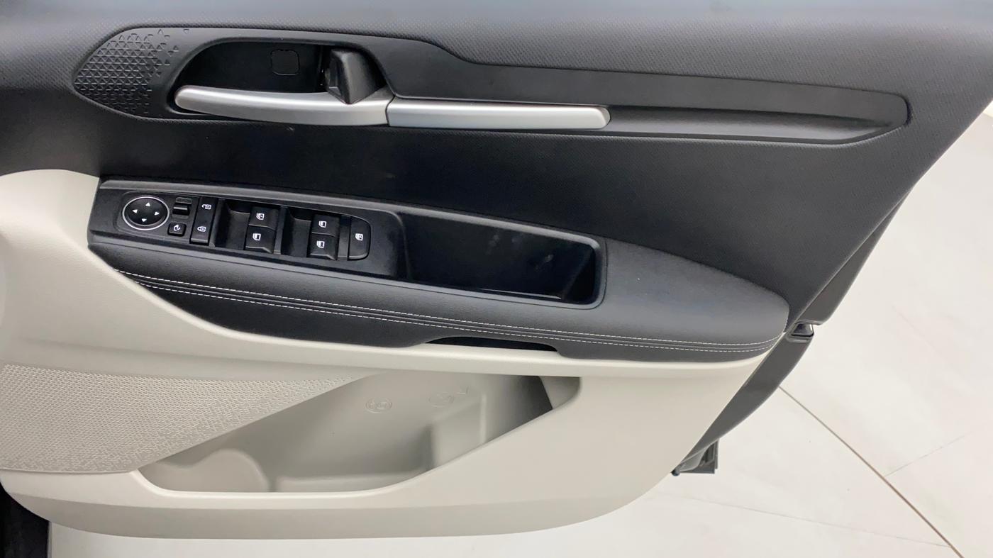 2022 KIA SONET HTX ANNIVERSARY EDITION 1.0 DCT, Petrol, Automatic, 18,827 km, Driver Side Door Panels Control