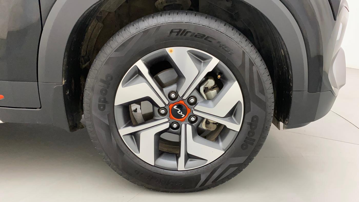 2022 KIA SONET HTX ANNIVERSARY EDITION 1.0 DCT, Petrol, Automatic, 18,827 km, Right Front Wheel