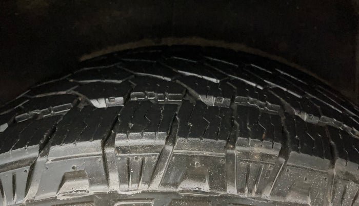 2022 Mahindra SCORPIO-N Z8 L PETROL AT 6 STR, Petrol, Automatic, 82,038 km, Left Rear Tyre Tread