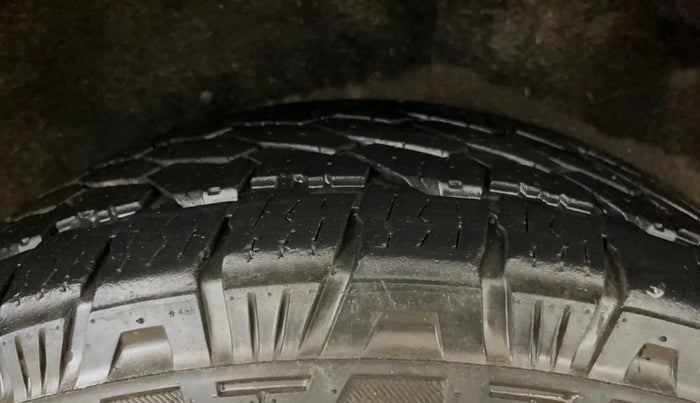 2022 Mahindra SCORPIO-N Z8 L PETROL AT 6 STR, Petrol, Automatic, 82,038 km, Right Rear Tyre Tread