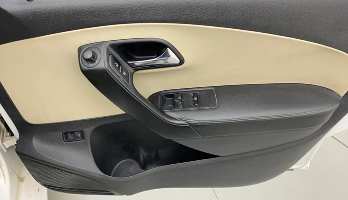 2019 Skoda Rapid 1.6 MPI ACTIVE, Petrol, Manual, 78,080 km, Driver Side Door Panels Control