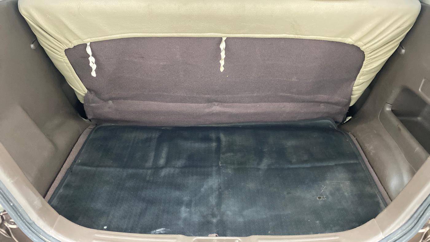 2010 Maruti Zen Estilo LXI, Petrol, Manual, 62,110 km, Boot Inside