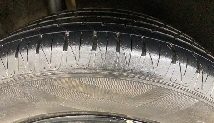 2019 Maruti Vitara Brezza ZDI PLUS AMT, Diesel, Automatic, 72,378 km, Right Rear Tyre Tread