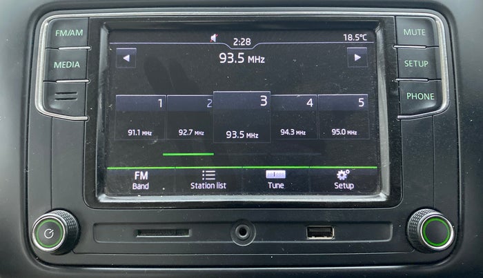 2017 Skoda Rapid STYLE 1.5 TDI, Diesel, Manual, 1,15,431 km, Touchscreen Infotainment System