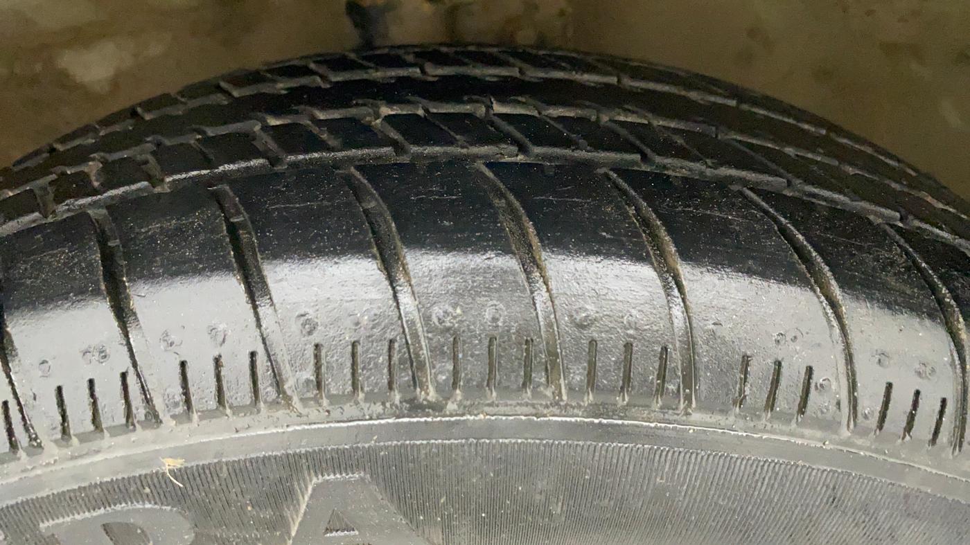 2018 Maruti Celerio ZXI, Petrol, Manual, 19,717 km, Left Front Tyre Tread