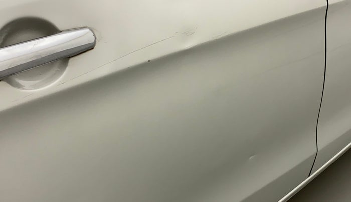 2018 Maruti Celerio ZXI, Petrol, Manual, 19,717 km, Right rear door - Minor scratches