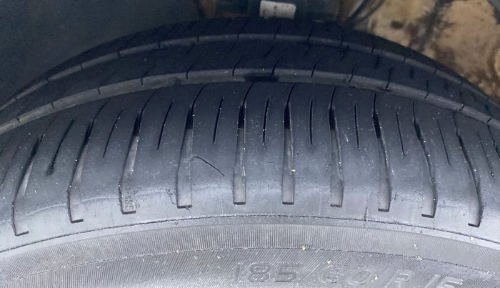 2016 Volkswagen Polo HIGHLINE1.5L DIESEL, Diesel, Manual, 75,179 km, Left Front Tyre Tread