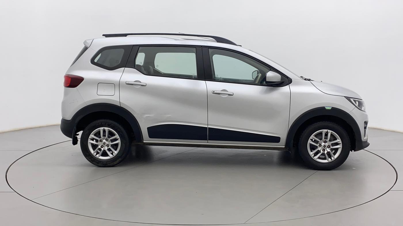 2020 Renault TRIBER RXT, Petrol, Manual, 55,918 km, Right Side View