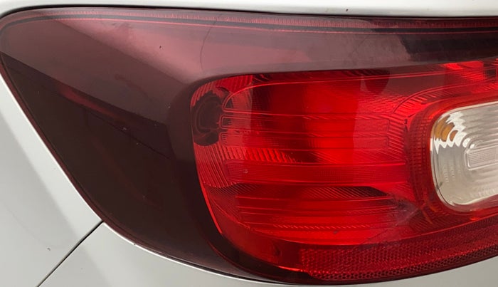 2020 Renault TRIBER RXT, Petrol, Manual, 55,918 km, Left tail light - Minor damage
