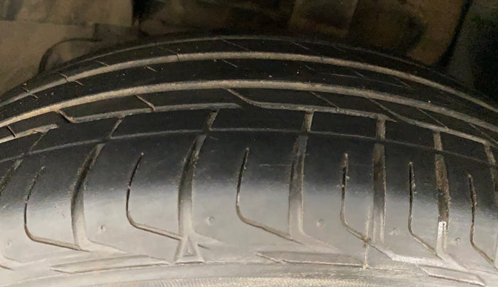 2019 Tata NEXON XZA PLUS PETROL, Petrol, Automatic, 59,957 km, Left Front Tyre Tread