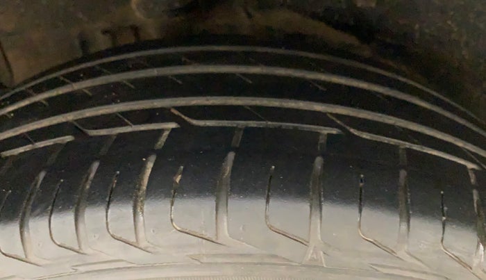 2019 Tata NEXON XZA PLUS PETROL, Petrol, Automatic, 59,957 km, Right Rear Tyre Tread