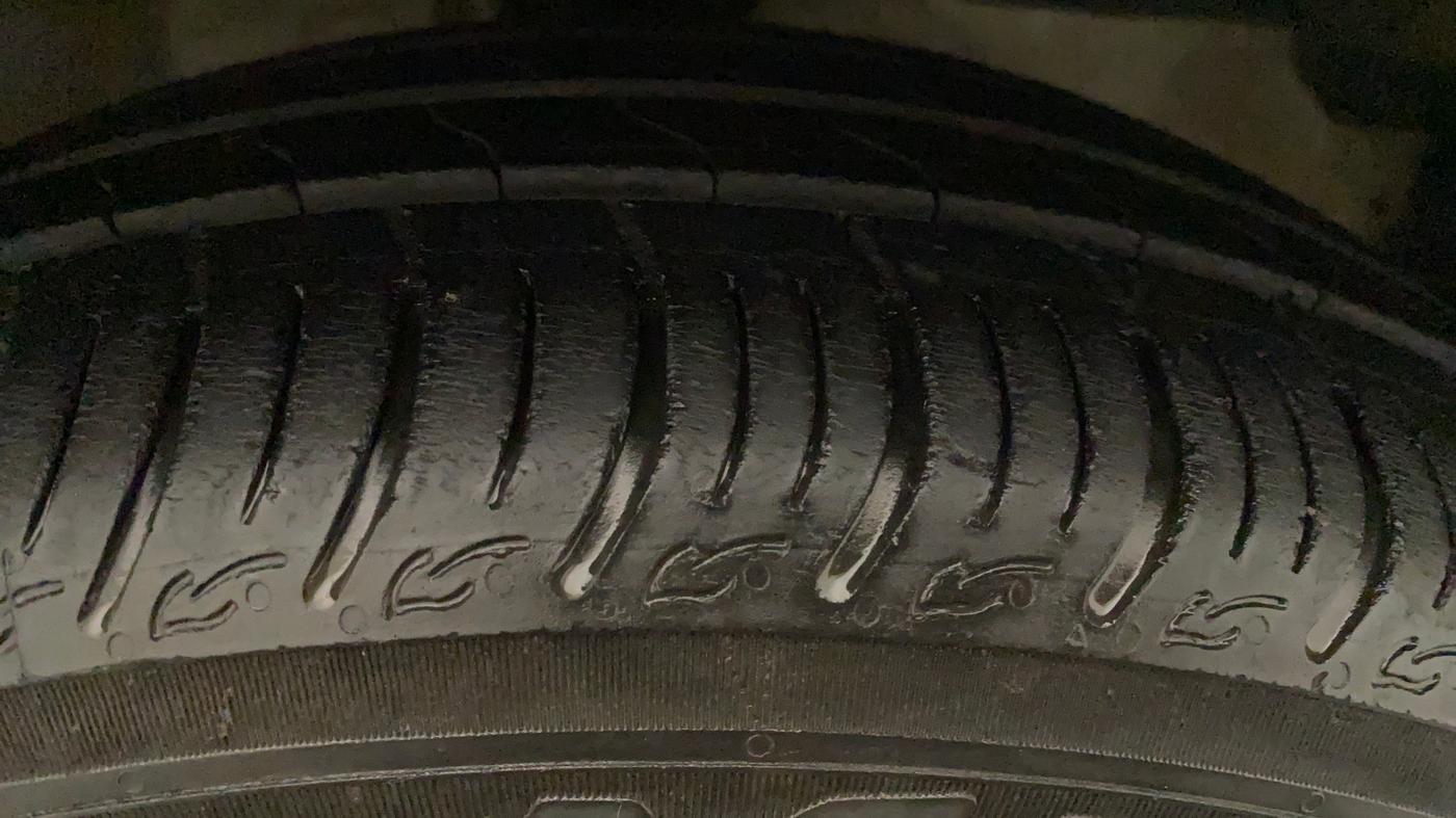 2017 Honda Amaze 1.2L I-VTEC E, Petrol, Manual, 55,312 km, Right Front Tyre Tread