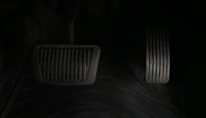 2017 Hyundai Creta SX PLUS AT 1.6 DIESEL, Diesel, Automatic, 1,11,615 km, Pedals