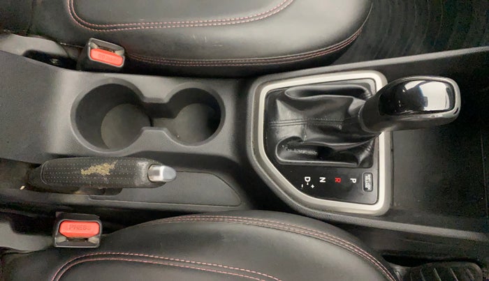 2017 Hyundai Creta SX PLUS AT 1.6 DIESEL, Diesel, Automatic, 1,11,615 km, Gear Lever