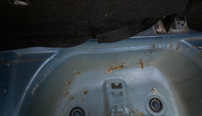 2017 Maruti IGNIS DELTA 1.2, Petrol, Manual, 32,408 km, Boot floor - Slight discoloration