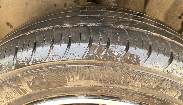 2021 Tata PUNCH CREATIVE  AMT, Petrol, Automatic, 1,00,394 km, Left Front Tyre Tread