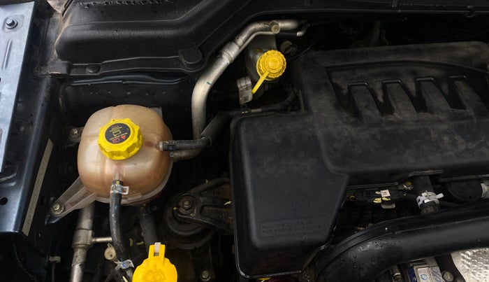 2021 Mahindra XUV300 W6 1.5 Diesel, Diesel, Manual, 46,982 km, Engine View - Right