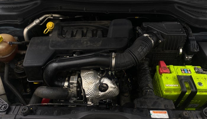 2021 Mahindra XUV300 W6 1.5 Diesel, Diesel, Manual, 46,982 km, Engine View