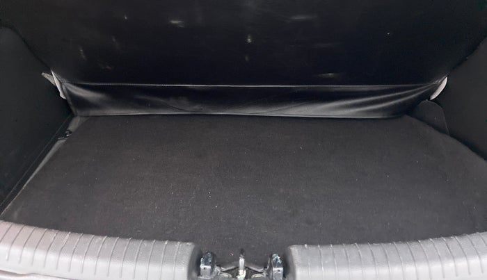 2019 Hyundai Grand i10 ASTA 1.2 VTVT, Petrol, Manual, 18,724 km, Boot Inside