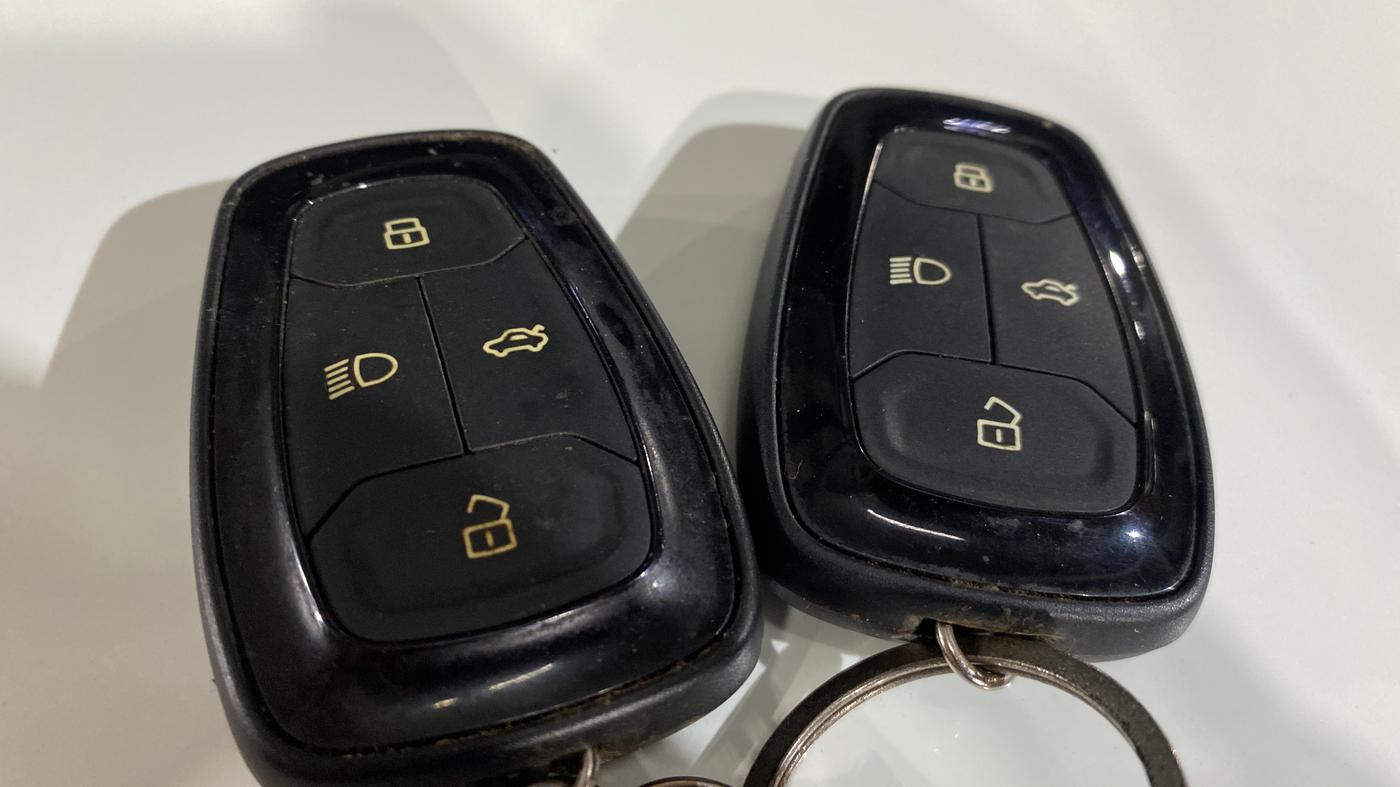 2021 Tata Harrier XZA PLUS 2.0L, Diesel, Automatic, 80,367 km, Key Close Up