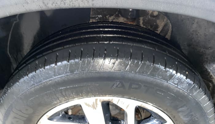 2021 Tata Harrier XZA PLUS 2.0L, Diesel, Automatic, 80,258 km, Right Rear Tyre Tread