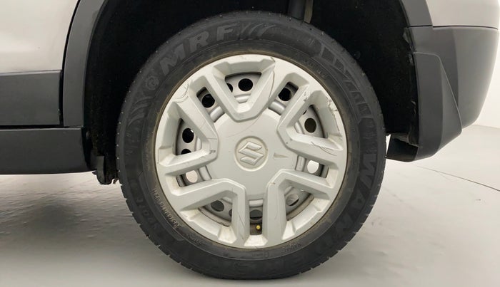 2017 Maruti Vitara Brezza LDI OPT, Diesel, Manual, 65,163 km, Left Rear Wheel