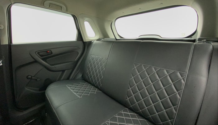 2017 Maruti Vitara Brezza LDI OPT, Diesel, Manual, 65,163 km, Right Side Rear Door Cabin