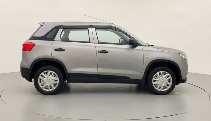 2017 Maruti Vitara Brezza LDI OPT, Diesel, Manual, 65,163 km, Right Side