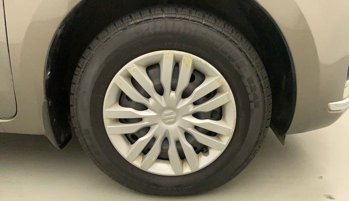2017 Maruti Dzire VXI AMT, Petrol, Automatic, 32,883 km, Right Front Wheel
