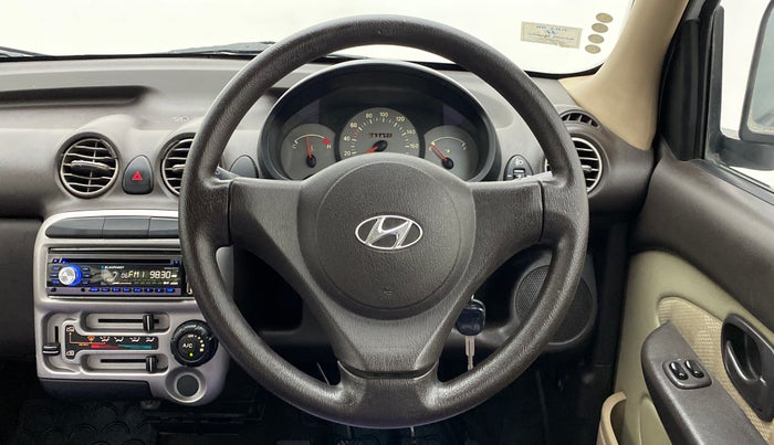2012 Hyundai Santro Xing GL PLUS, Petrol, Manual, 63,800 km, Steering Wheel Close Up
