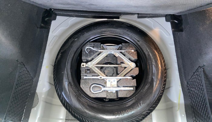 2023 MG ASTOR SMART 1.5 CVT, Petrol, Automatic, 11,966 km, Spare Tyre