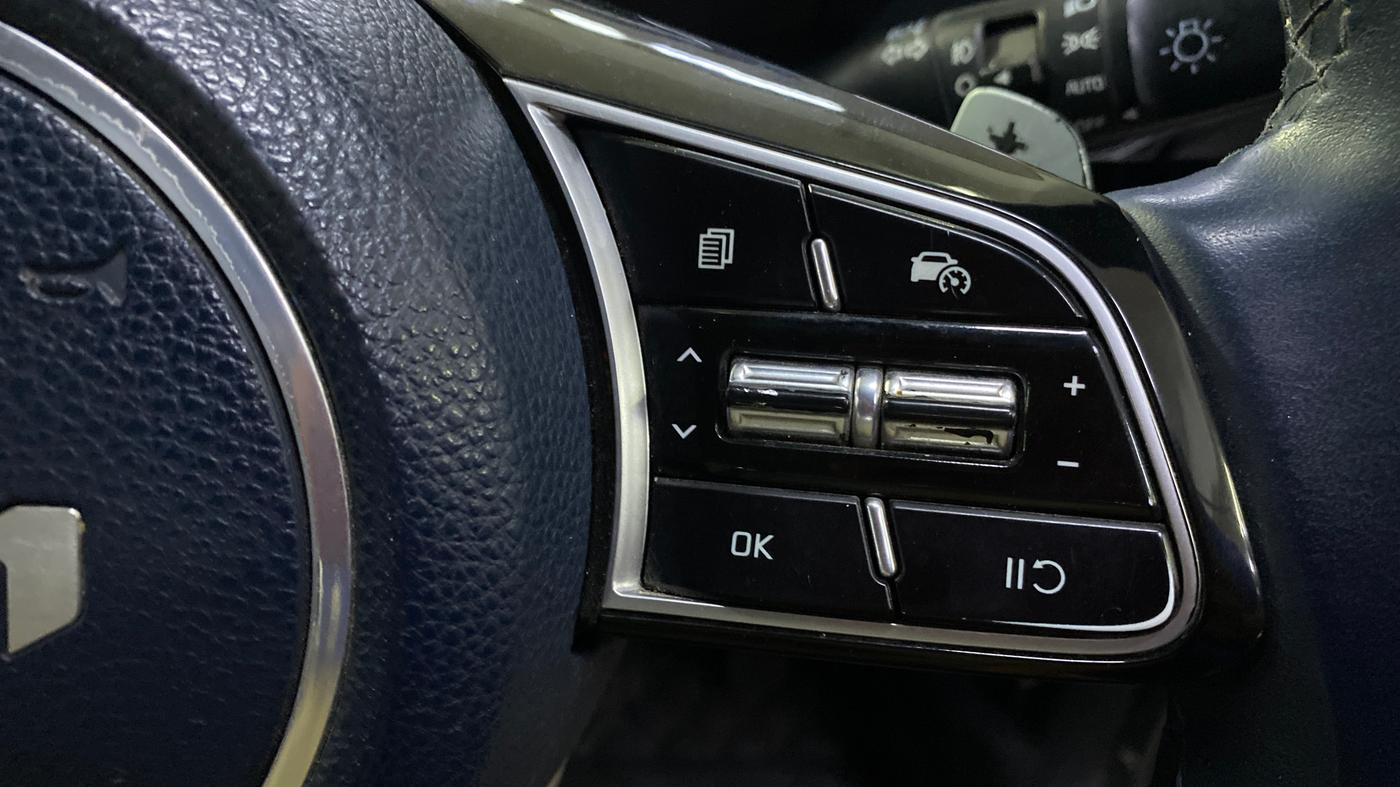 2022 KIA CARENS LUXURY PLUS 1.4 PETROL DCT 7 STR, Petrol, Automatic, 26,757 km, Adaptive Cruise Control