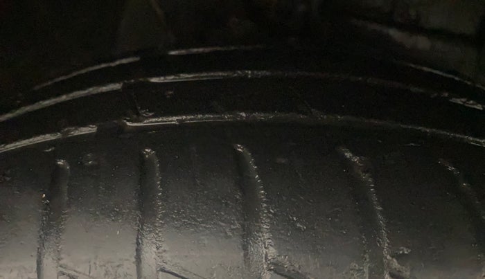 2020 Hyundai GRAND I10 NIOS MAGNA 1.2 KAPPA VTVT, Petrol, Manual, 51,962 km, Right Front Tyre Tread