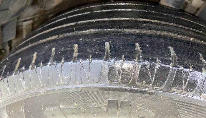 2020 KIA SONET HTX 1.0 IMT, Petrol, Manual, 38,969 km, Right Front Tyre Tread