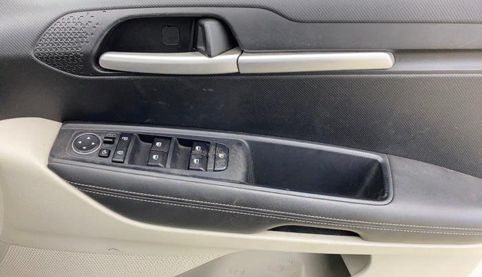 2020 KIA SONET HTX 1.0 IMT, Petrol, Manual, 38,969 km, Driver Side Door Panels Control