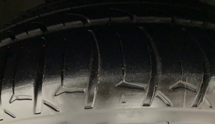2020 Tata Tiago XZA PLUS DUAL TONE PETROL, Petrol, Automatic, 48,662 km, Right Front Tyre Tread