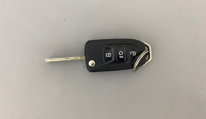 2020 Tata Tiago XZA PLUS DUAL TONE PETROL, Petrol, Automatic, 48,662 km, Key Close Up