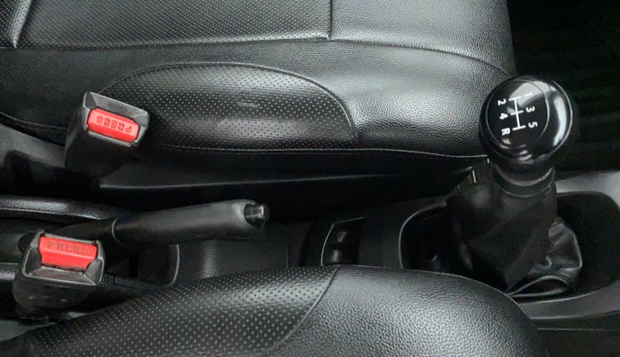 2018 Maruti Wagon R 1.0 LXI CNG, CNG, Manual, 82,731 km, Gear Lever