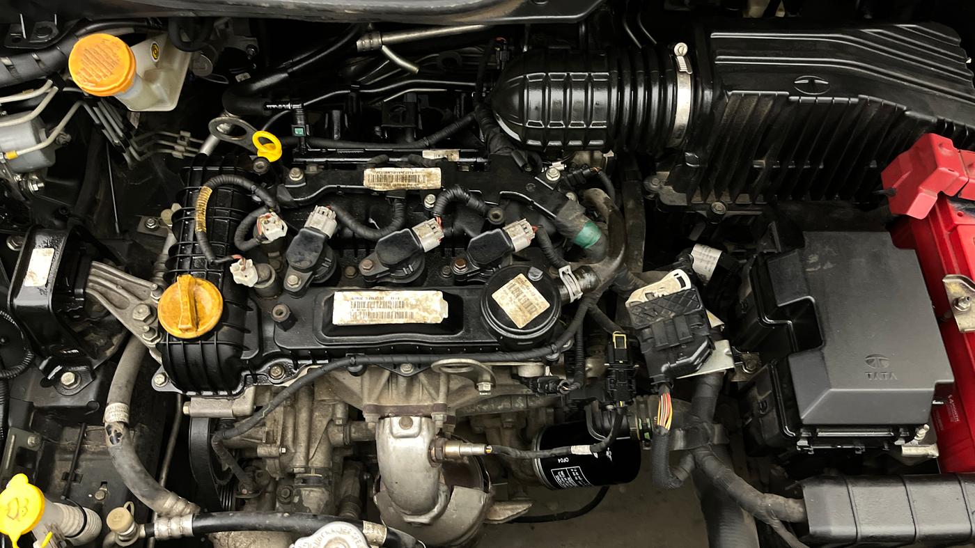 2021 Tata ALTROZ XZ PLUS PETROL, Petrol, Manual, 39,288 km, Engine View