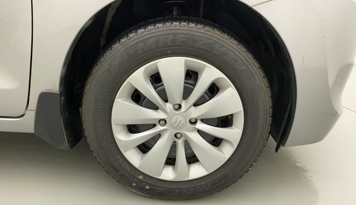 2015 Maruti Baleno DELTA PETROL 1.2, Petrol, Manual, 5,695 km, Right Front Wheel