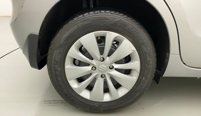 2015 Maruti Baleno DELTA PETROL 1.2, Petrol, Manual, 5,695 km, Right Rear Wheel
