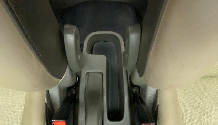 2014 Hyundai i10 MAGNA 1.1, Petrol, Manual, 27,273 km, Driver Side Adjustment Panel