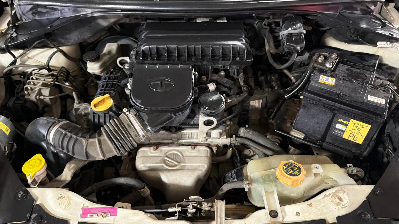 2019 Tata TIAGO NRG PETROL AMT, Petrol, Automatic, 57,126 km, Engine View