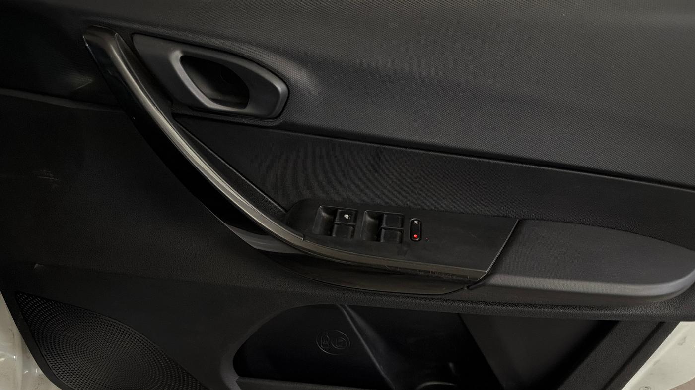 2019 Tata TIAGO NRG PETROL AMT, Petrol, Automatic, 57,126 km, Driver Side Door Panels Control