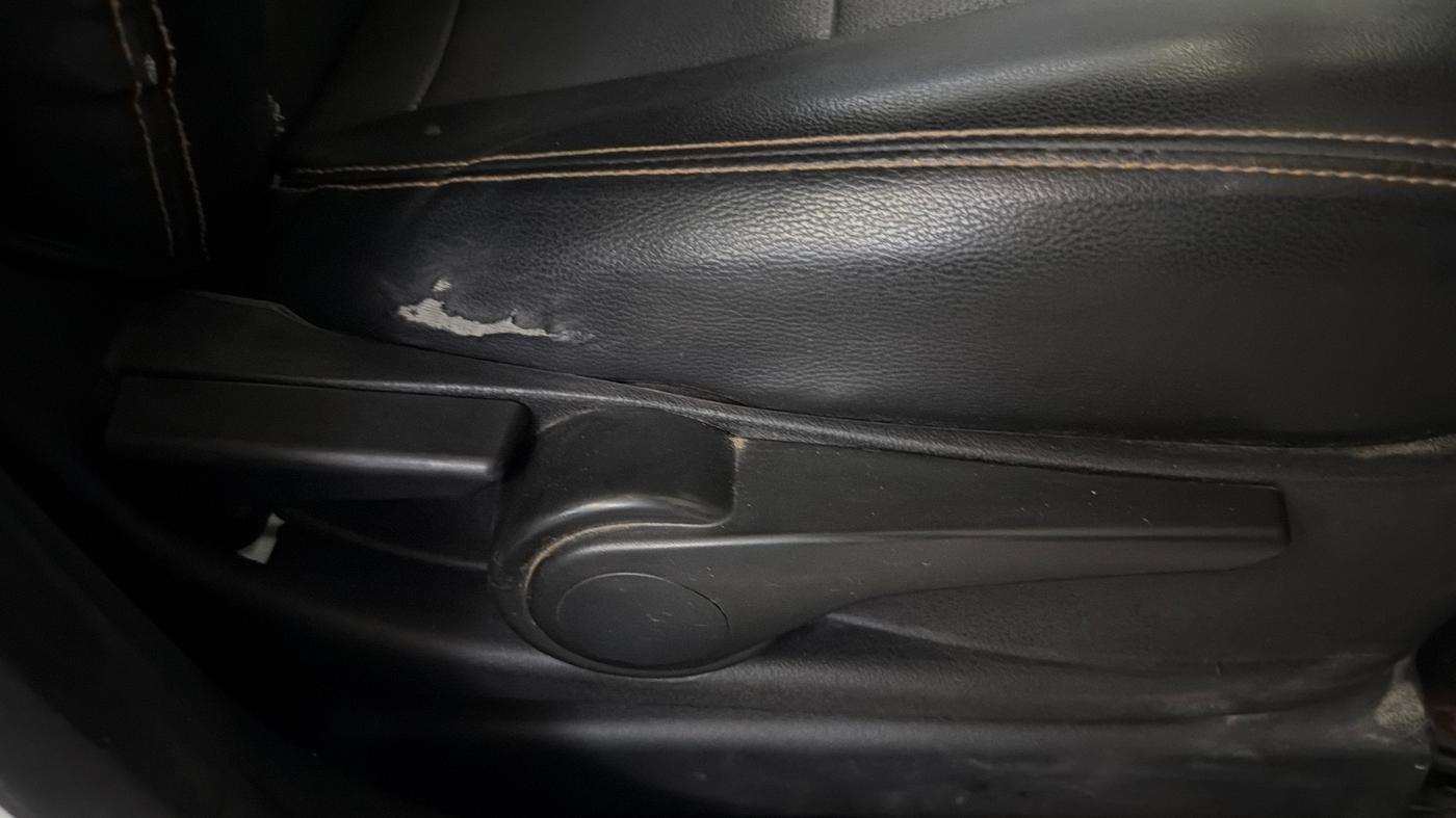 2019 Tata TIAGO NRG PETROL AMT, Petrol, Automatic, 57,126 km, Driver Side Adjustment Panel