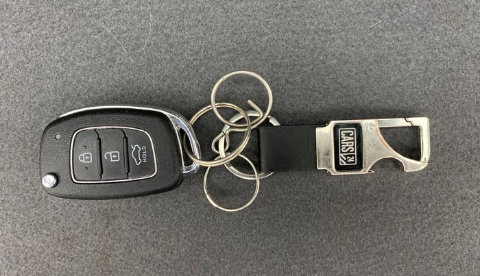 2020 Hyundai GRAND I10 NIOS SPORTZ PETROL, Petrol, Manual, 16,881 km, Key Close Up