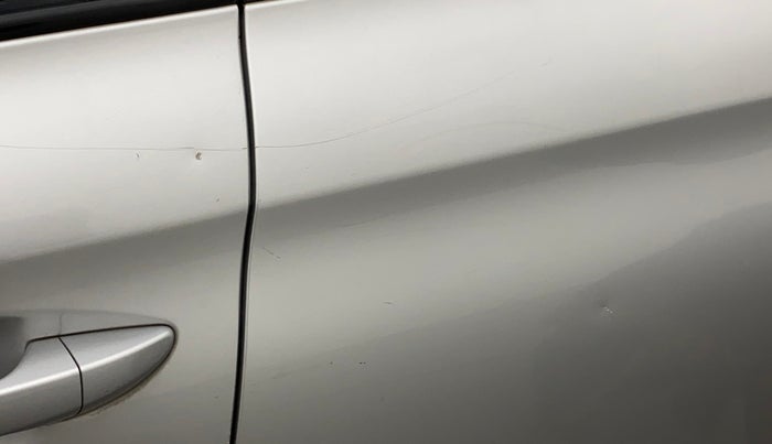 2017 Hyundai Elite i20 MAGNA EXECUTIVE 1.2, Petrol, Manual, 35,112 km, Rear left door - Slightly dented