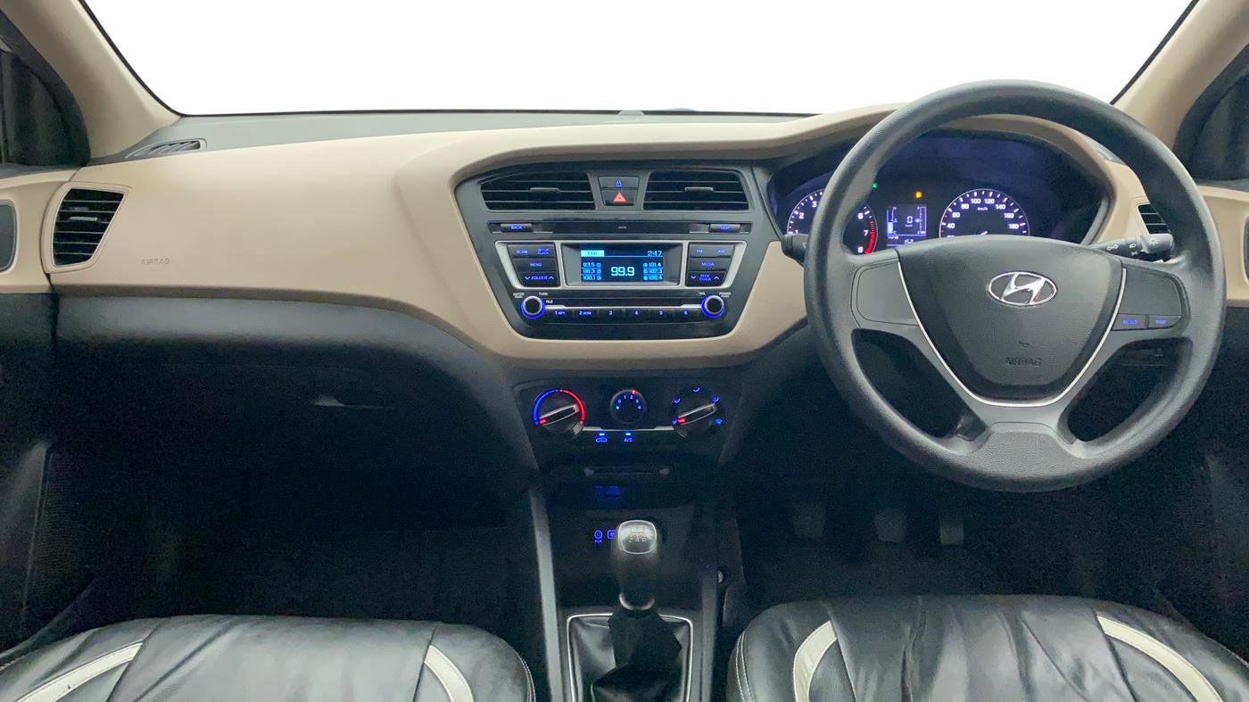 2017 Hyundai Elite i20 MAGNA EXECUTIVE 1.2, Petrol, Manual, 35,112 km, Dashboard