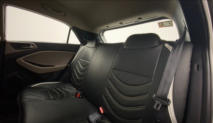 2017 Hyundai Elite i20 MAGNA EXECUTIVE 1.2, Petrol, Manual, 35,112 km, Right Side Rear Door Cabin