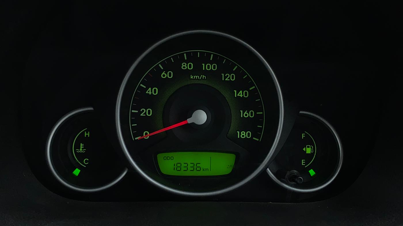 2013 Hyundai Eon MAGNA +, Petrol, Manual, 18,335 km, Odometer Image